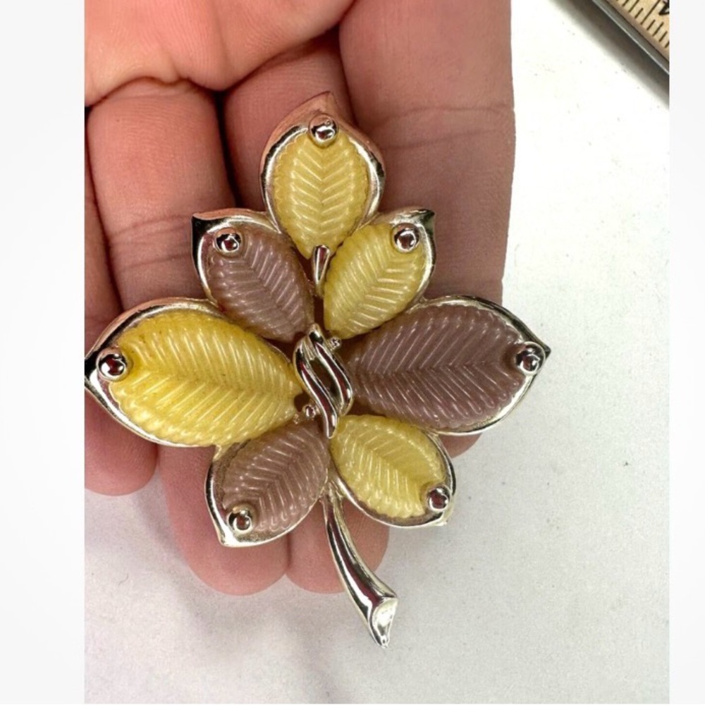Vintage #557 Boucher Marboux Lucite silver tone leaf Signed brooch pin jewelry